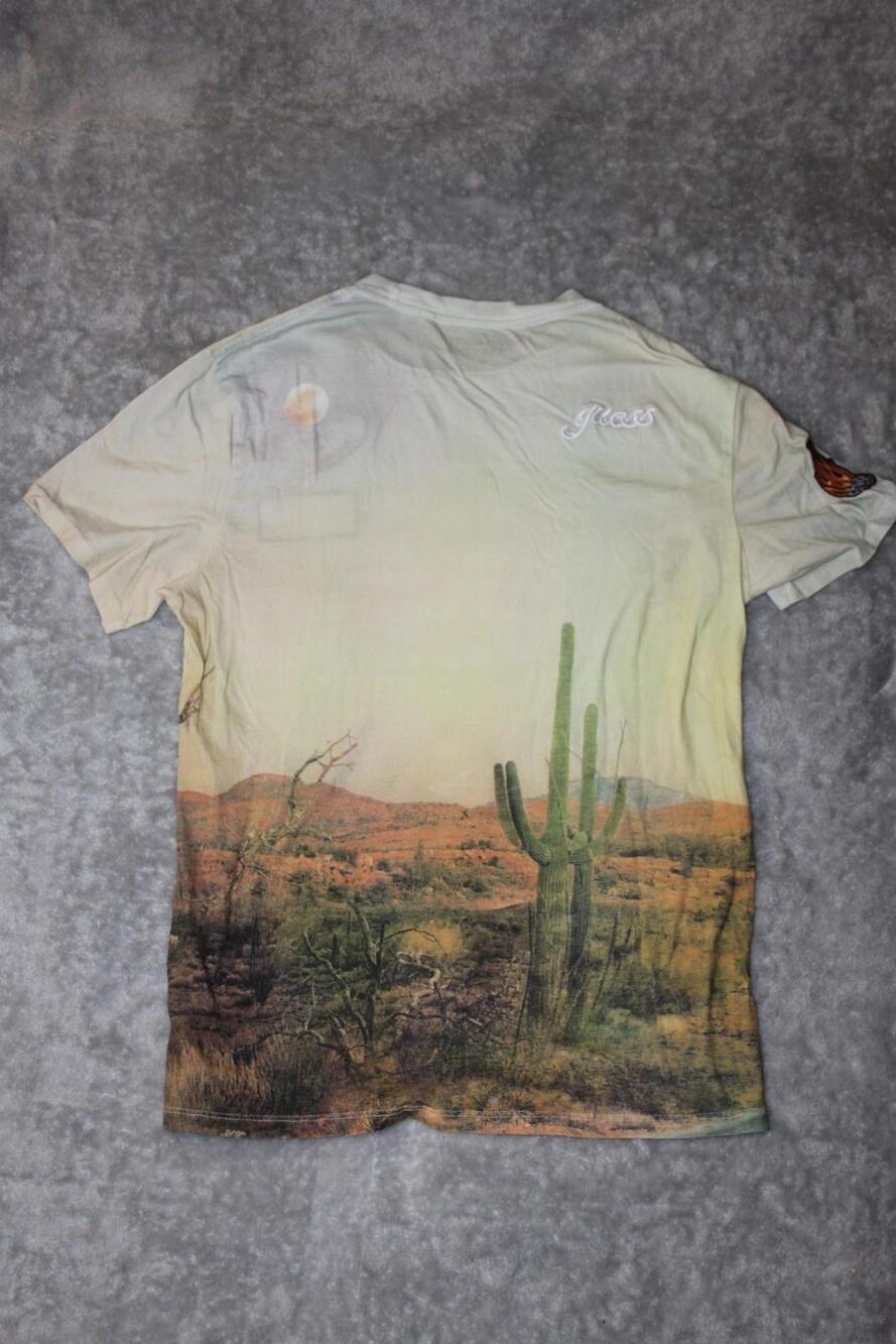 GUESS Shirt Mens M Beige Short Sleeve Desert Cactus Graphic Crewneck Tagless - Picture 11 of 15